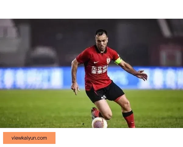 埃因霍温中场组织能力持续提升，带动球队整体竞争力增强